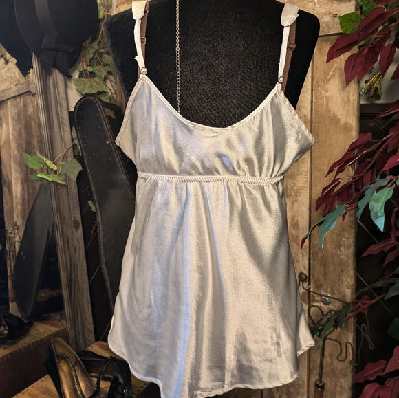 Ivory silk Cami.  M - Picture 3 of 4